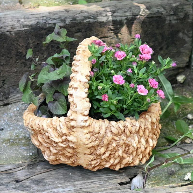 バスケット風ナチュラルプランター 小サイズ | 芝生のことならバロネス